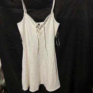Little white dress - Divided- Size 8